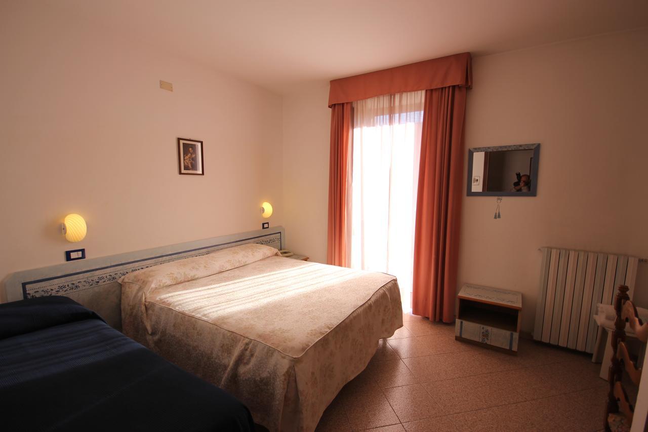 Hotel Piemontese Imperia Εξωτερικό φωτογραφία